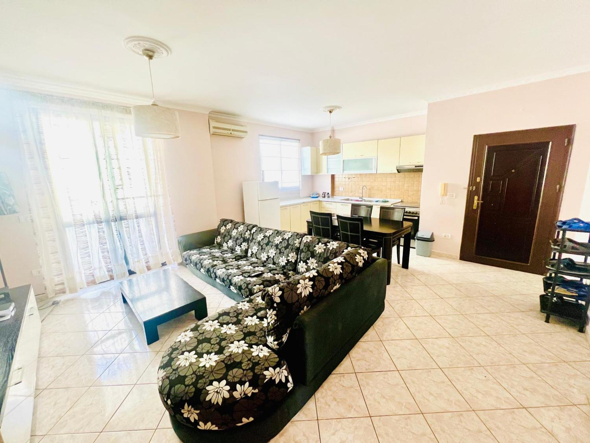 Lovely 3-Bedroom Rental Unit In Durrës Zewnętrze zdjęcie